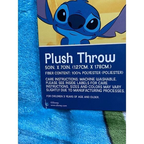 Disney Stitch Tropical Pineapple Coconut Soft Throw Blanket 50” X 70" Blue NEW - Picture 3 of 13